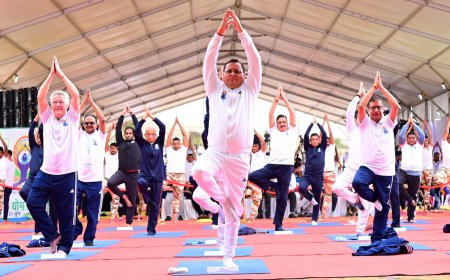 11वें अंतर्राष्ट्रीय योग दिवस पर मुख्यमंत्री ने दिए “हर घर योग, हर जन निरोग’’ का संदेश