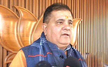 UTTARAKHAND: हरीश रावत के ‘ब्यूरोक्रेसी पैसे कमाने में व्यस्त’ बयान पर भाजपा ने दिया करारा जवाब