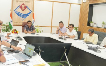 Dehradun: मुख्य सचिव आनंद बर्धन की अध्यक्षता में आठवीं राज्य स्तरीय ब्रॉडबैंड समिति की बैठक