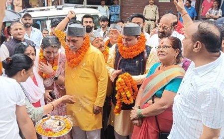 चकराता में पार्टी पदाधिकारियों की बैठक, महेंद्र भट्ट ने पंचायत चुनाव में जीत के लिए किया आह्वान