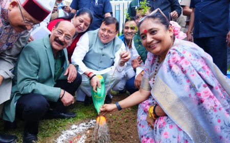 मुख्यमंत्री धामी और ऋतु खंडूडी का 'एक पेड़ माँ के नाम' अभियान: हरित भविष्य की दिशा में एक कदम