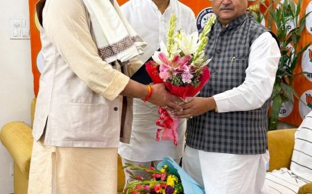 राष्ट्रीय राजनीति में हलचल: त्रिवेंद्र बलूनी और दुष्यंत गौतम के बीच महत्वपूर्ण बैठक का निष्कर्ष