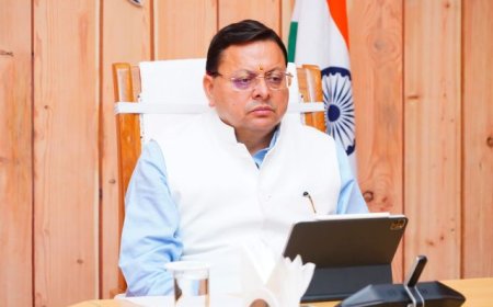 मुख्यमंत्री पुष्कर सिंह धामी की उच्च स्तरीय बैठक: आपदा प्रबंधन और प्रशासनिक सुधार पर महत्वपूर्ण निर्णय