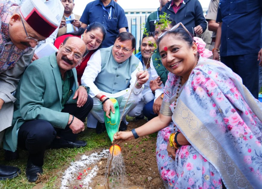 मुख्यमंत्री धामी और ऋतु खंडूडी का 'एक पेड़ माँ के नाम' अभियान: हरित भविष्य की दिशा में एक कदम
