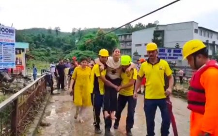 पौंधा में जलभराव: बच्चों का सफल रेस्क्यू, SDRF बनी उम्मीद