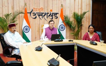 मुख्यमंत्री पुष्कर सिंह धामी ने जी.एस.टी. एवं स्वदेशी जागरूकता अभियान पर समीक्षा बैठक की