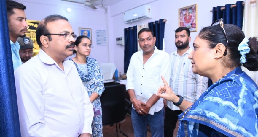 कोटद्वार: विधानसभा अध्यक्ष ऋतु खण्डूडी ने क्षेत्रीय परिवहन कार्यालय का किया औचक निरीक्षण, अफसरों को दी कड़ी चेतावनी