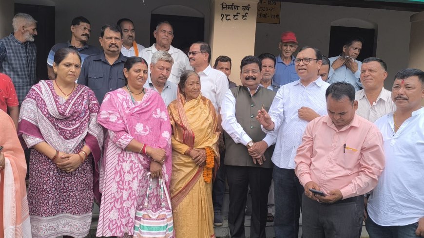 रिखणीखाल में कांग्रेस जिलाध्यक्ष चयन के लिए रायशुमारी: विकास ठाकरे ने कार्यकर्ताओं की नब्ज को समझा