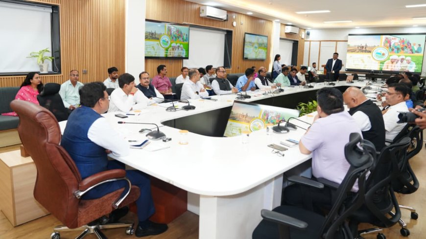 आवासीय एवं अनावासीय भवनों के लिए जल्दी भूमि चिन्हित करने के निर्देश - उत्तराखंड