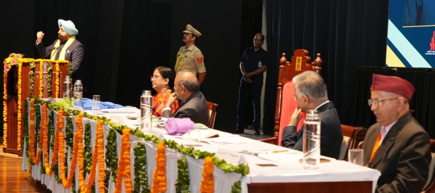Dehradun:-राज्यपाल गुरमीत सिंह ने दून विश्वविद्यालय में आयोजित इंडियन एसोसिएशन ऑफ सोशल साइंस इंस्टीट्यूशंस के 24वें अंतर्राष्ट्रीय सम्मेलन के समापन सत्र में किया प्रतिभाग