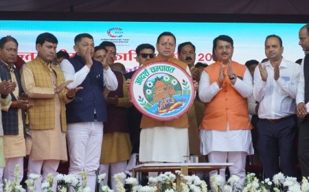 Champawat:-मुख्यमंत्री पुष्कर सिंह धामी ने किया ‘आदर्श चम्पावत’ लोगो का विमोचन