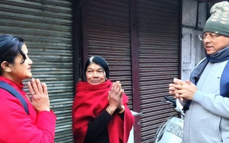 Nainital:-मुख्यमंत्री पुष्कर धामी ने मॉर्निंग वॉक के दौरान जनता से की मुलाकात,नैना देवी मंदिर सौंदर्यीकरण कार्यों का किया निरीक्षण