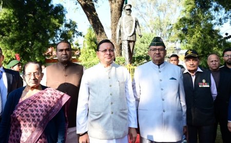 Dehradun:-भारत के प्रथम चीफ ऑफ डिफेंस स्टाफ स्व.जनरल बिपिन रावत की चतुर्थ पुण्यतिथि पर सीएम धामी ने उनकी प्रतिमा पर पुष्पचक्र अर्पित कर दी श्रद्धांजलि