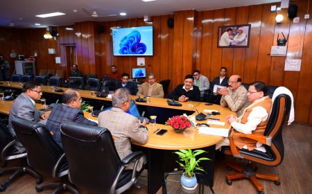 Forest Department Meeting :  मुख्यमंत्री ने वन विभाग की समीक्षा बैठक में दिए डीएफओ पौड़ी को हटाने के निर्देश