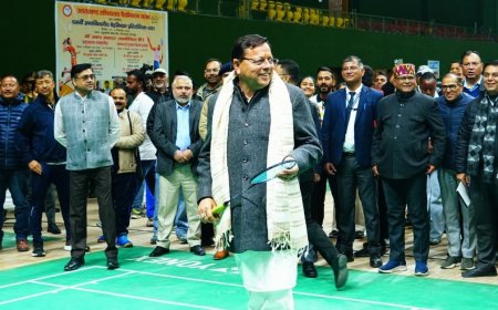 Dehradun:-मुख्यमंत्री पुष्कर धामी ने किया उत्तराखण्ड सचिवालय बैडमिंटन क्लब द्वारा आयोजित 10वीं अन्तर्विभागीय बैडमिंटन प्रतियोगिता-2025 का शुभारम्भ