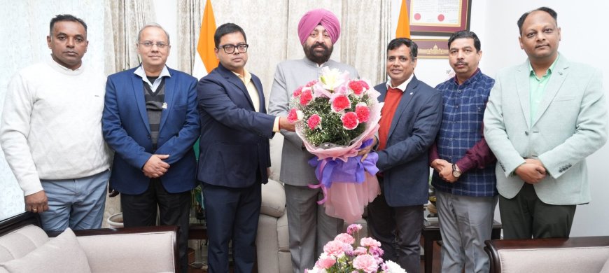 Dehradun:-पब्लिक रिलेशंस सोसाइटी ऑफ इंडिया के प्रतिनिधिमंडल ने राज्यपाल गुरमीत सिंह से की शिष्टाचार भेंट,13 से 15 दिसंबर तक आयोजित होने वाली 47वीं ऑल इंडिया पब्लिक रिलेशंस कॉन्फ्रेंस के लिए किया आमंत्रित