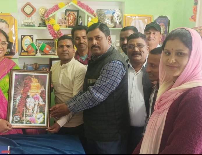 भाजपा अनु0मोर्चा रुद्रप्रयाग के पदाधिकारियों की शिष्टाचार भेंट केदारनाथ विधायक से