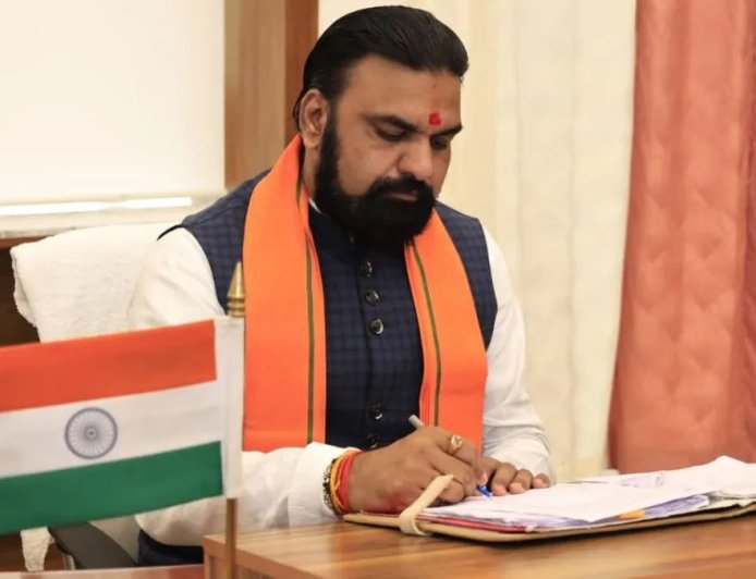 सम्राट चौधरी ने मुख्यमंत्री पद की शपथ ली: बड़ी चुनौतियों से होगा सामना