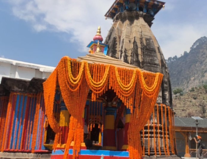 केदारनाथ धाम के लिए ओंकारेश्वर मंदिर से कल निकलेगी बाबा केedar की भव्य उत्सव डोली