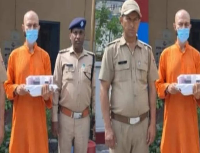 Pauri Garhwal: फर्जी बाबा की गिरफ्तारी, बांग्लादेशी नागरिक को गेरूआ वस्त्र में किया गया पकड़