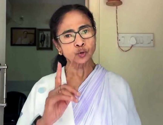 ममता बनर्जी ने विधानसभा चुनाव में हार के बाद इस्तीफे से किया इनकार