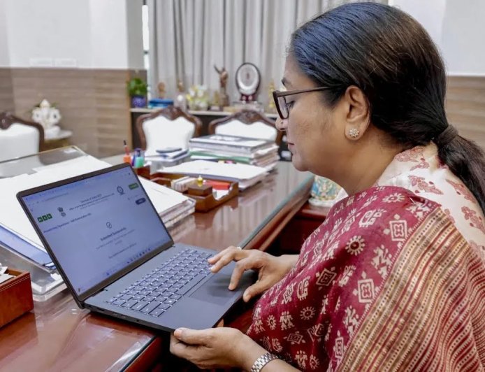 दिल्ली सरकार की नई सलाह: निजी कंपनियों को सप्ताह में 2 दिन वर्क फ्रॉम होम की सुविधा दें