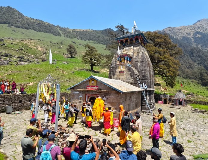 हर-हर महादेव: द्वितीय केदार श्री मद्महेश्वर धाम के कपाट खुले श्रद्धा और भक्ति के साथ