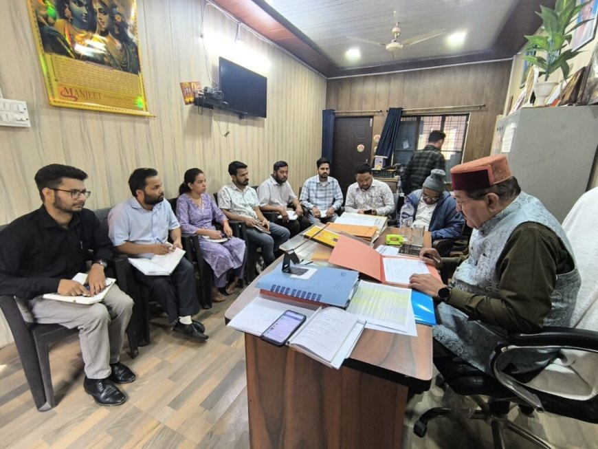 रुद्रप्रयाग में कैबिनेट मंत्री भरत सिंह चौधरी की बैठक, सड़क और पुल निर्माण की गुणवत्ता पर जोर