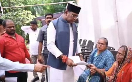 पेंशन से जुड़ी शिकायतें जनदर्शन में उठी, मंत्री विश्वास सारंग ने अधिकारियों को दी कड़ी चेतावनी