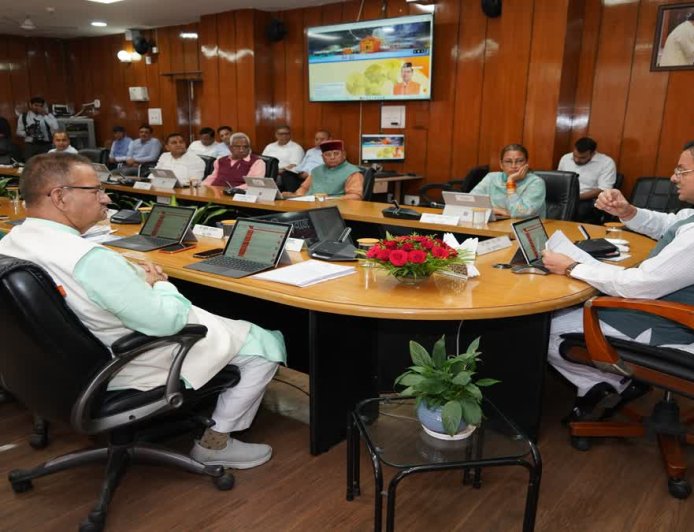 धामी कैबिनेट निर्णय: 12 प्रस्तावों पर स्वीकृति, जानिए पूर्ण जानकारी