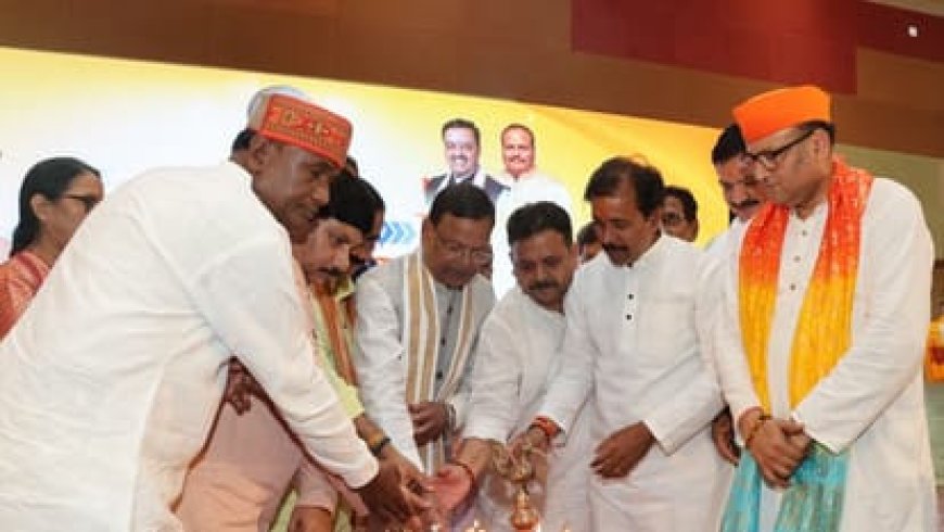 विश्वनाथ धाम के पुनर्विकास से श्रद्धालुओं की संख्या में हुई तेज वृद्धि: पंकज चौधरी का बयान