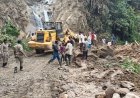 कुमाऊं में भयंकर बारिश से तबाही: पुल बहे, मार्ग बंद, आदि कैलाश भक्त फंस गए