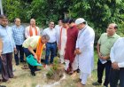 उत्तराखंड संस्कृत विश्वविद्यालय में हरेला पर्व पर पौधारोपण, कुलपति और शिक्षा सचिव ने दिया पर्यावरण संरक्षण का संदेश