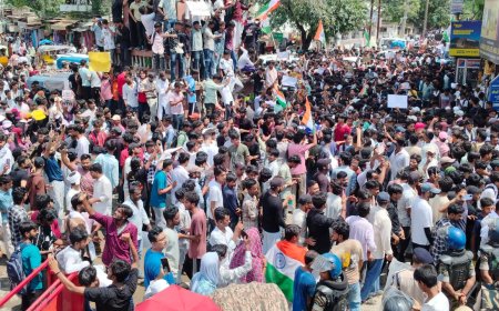 दरभंगा में बवाल: केंद्रीय शिक्षा मंत्री के इस्तीफे की मांग को लेकर छात्रों का प्रदर्शन, SP घायल