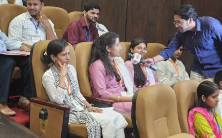 सरकारी नौकरी का इंतज़ार खत्म! तीन साल की मेहनत का मिला फल, पहली सैलरी से चेहरे खिले