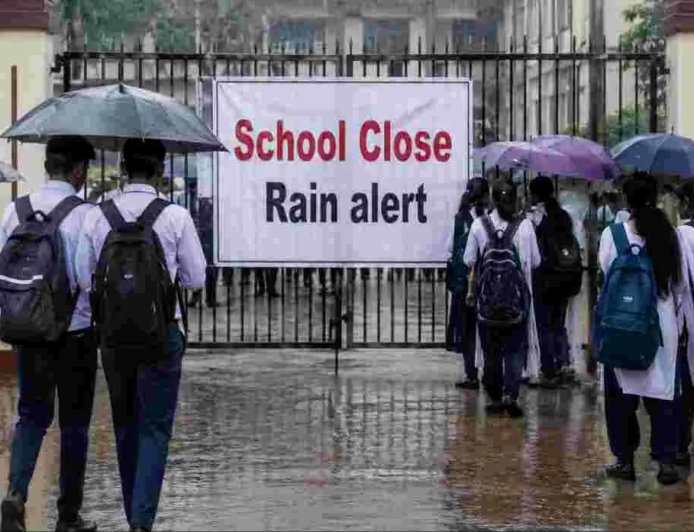Uttarakhand School Holiday: बागेश्वर में 30 जुलाई को भारी बारिश के कारण सभी स्कूल बंद