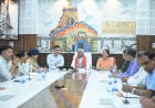 रुद्रप्रयाग में आपदा प्रबंधन की समीक्षा: बंद सड़कों को प्राथमिकता से खोला जाए