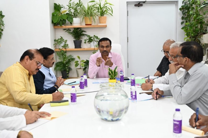 देहरादून: अपर मुख्य निर्वाचन अधिकारी की अध्यक्षता में सर्वदलीय बैठक, मतदाता सूची पुनरीक्षण पर चर्चा