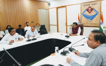 मुख्य सचिव ने की प्रदेश में रोपवे परियोजनाओं की समीक्षा,रोपवे परियोजनाओं में तेजी लाने के दिए निर्देश.