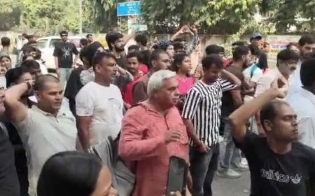 जंतर-मंतर जा रहे उत्तराखंड के नेताओं को पुलिस ने पकड़ा, दो छात्रों को भी किया गिरफ्तार